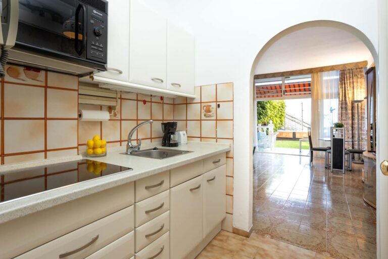 Just@ the Sea · Ikarus · Cocina completa