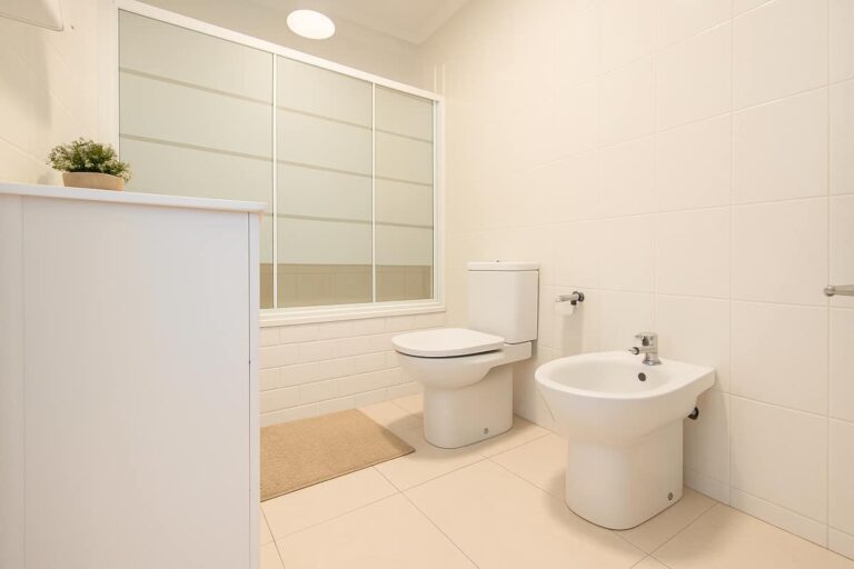 Buen Rollito · Baño completo