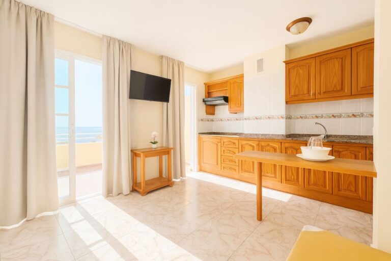 B4 Arena Sol · Cocina completa