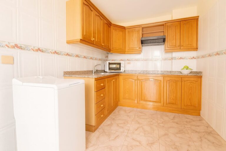 B6 Arena Sol · Cocina completa