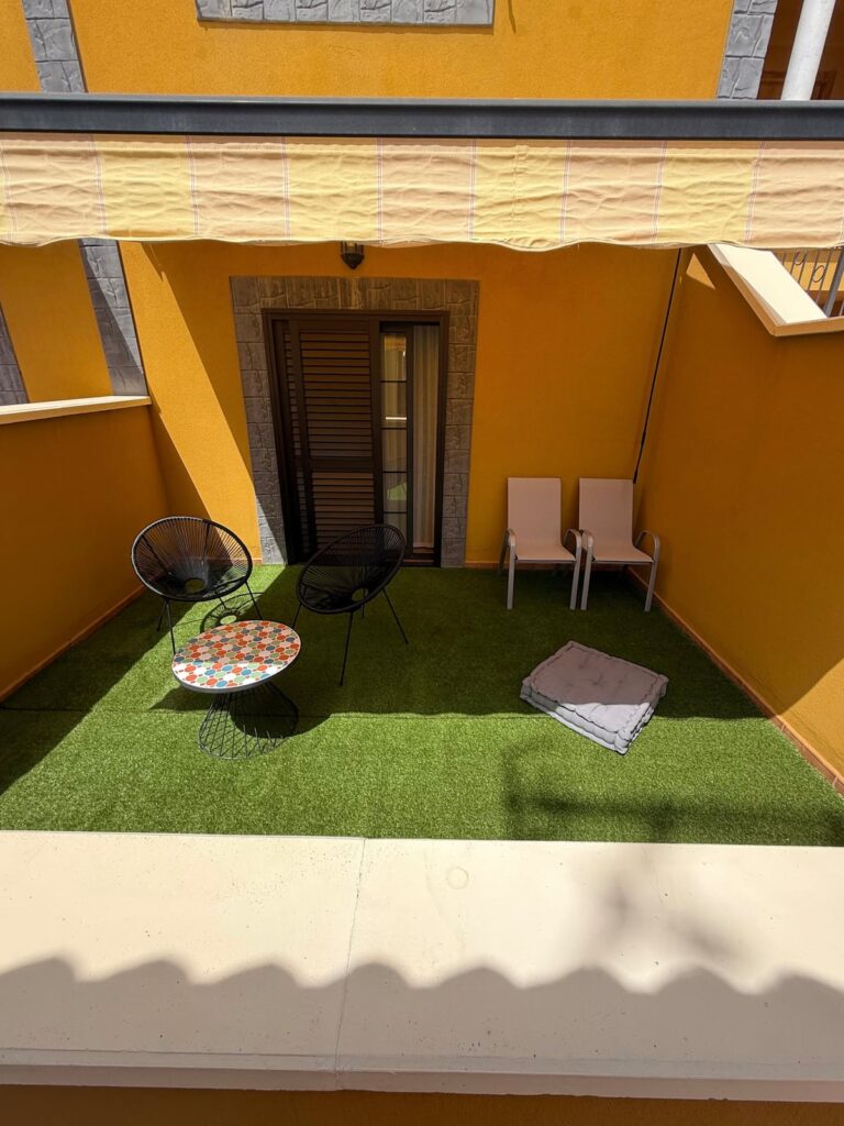 Duque Sun Beach · Patio trasero