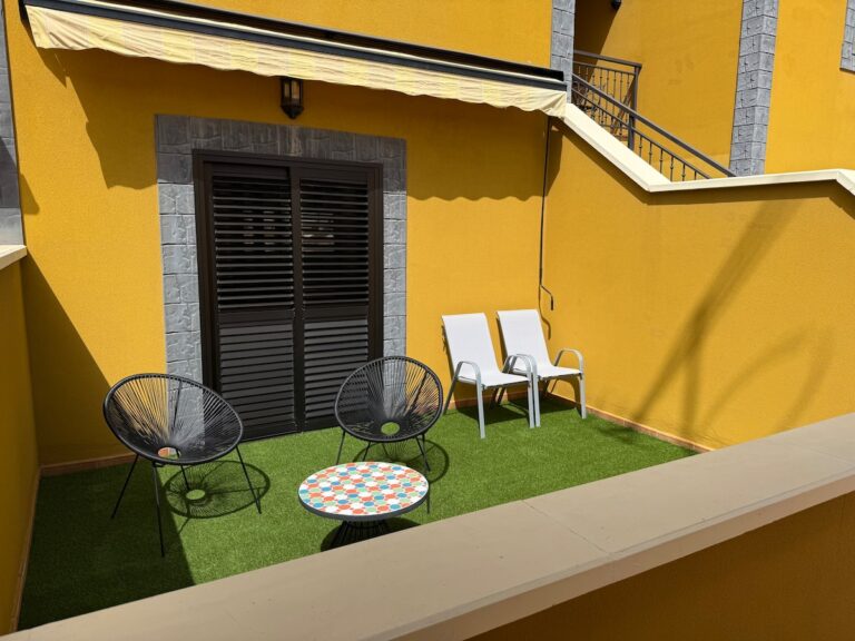 Duque Sun Beach · Patio trasero